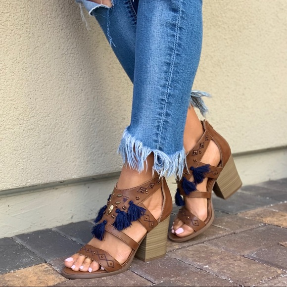 Boho Tassel Detail Embellished Block Heel Sandal - Picture 6 of 8